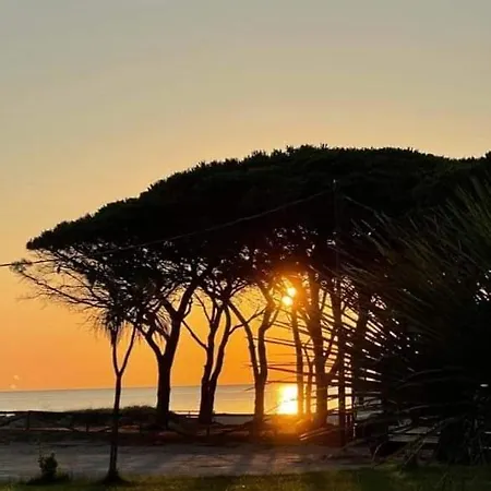La Perla Del Mare Alojamento de Acomodação e Pequeno-almoço La Caletta